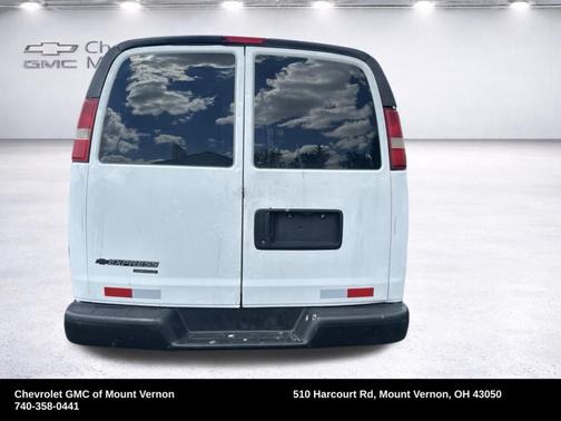 Summit White 2015 Chevrolet Express 2500 Work Van