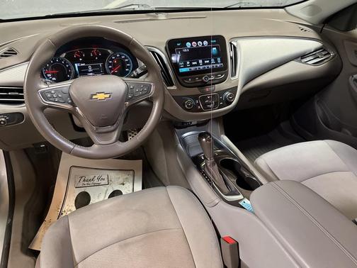2017 Chevrolet Malibu 1LT