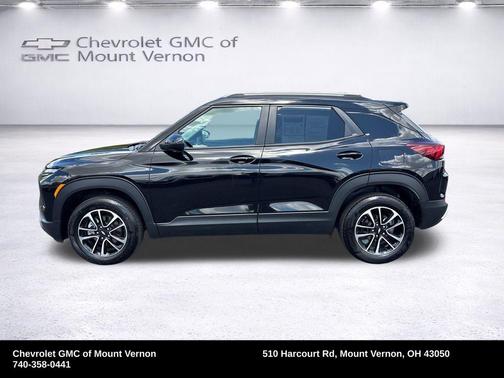 Mosaic Black Metallic 2025 Chevrolet Trailblazer LT