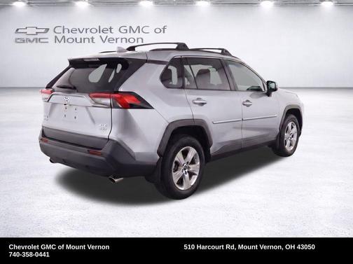 Silver Sky Metallic 2021 Toyota RAV4 XLE