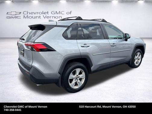 Silver Sky Metallic 2021 Toyota RAV4 XLE