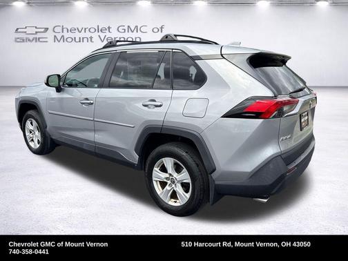 Silver Sky Metallic 2021 Toyota RAV4 XLE