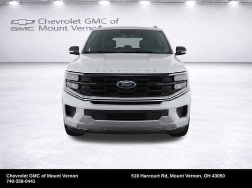 Space Silver 2025 Ford Expedition Platinum