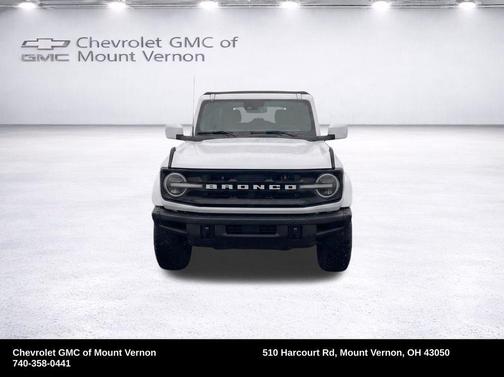 Oxford White 2023 Ford Bronco Outer Banks