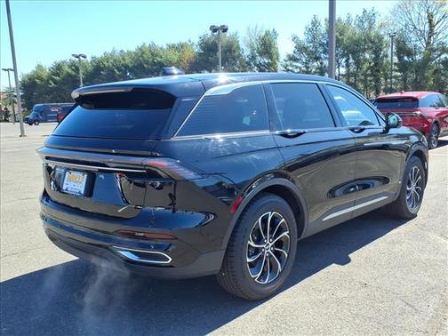 Black Metallic 2025 Lincoln Nautilus Premiere