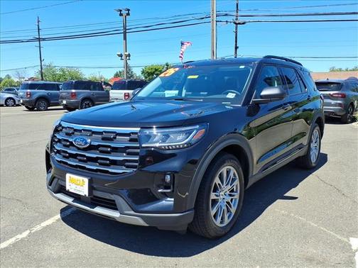 Agate Black Metallic 2026 Ford Explorer Active