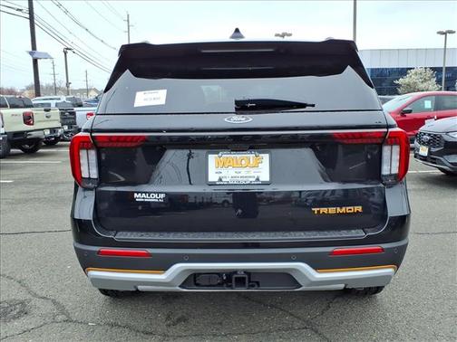 Agate Black 2026 Ford Explorer Tremor