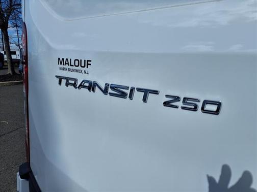 2025 Ford Transit-250 148 WB Medium Roof Cargo
