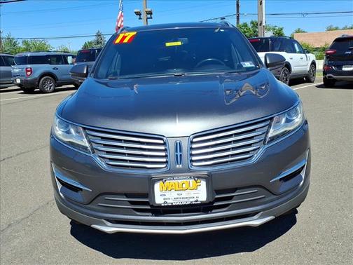 Magnetic Gray Metallic 2017 Lincoln MKC Select