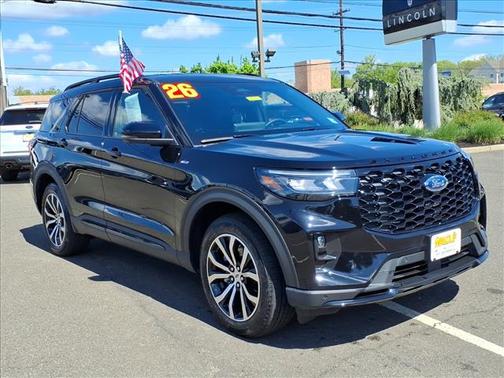 Agate Black Metallic 2026 Ford Explorer ST-Line