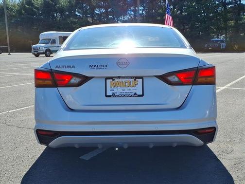 Brilliant Silver Metallic 2023 Nissan Altima 2.5 S