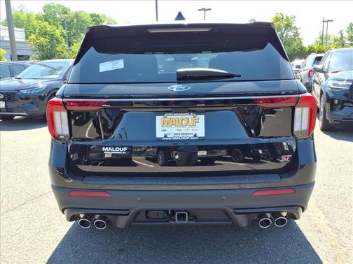 Agate Black 2026 Ford Explorer ST