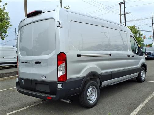 Ingot Silver Metallic 2026 Ford Transit-250 148 WB Medium Roof Cargo