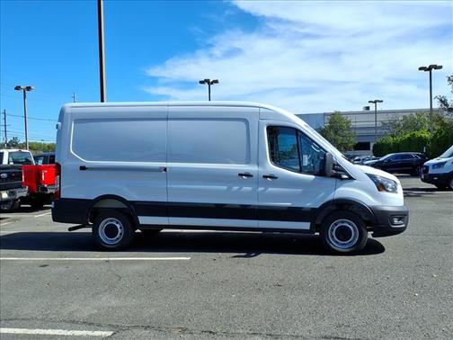 2025 Ford Transit-250 148 WB Medium Roof Cargo