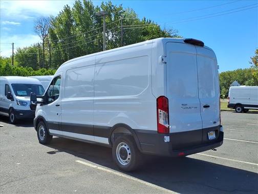 2025 Ford Transit-250 148 WB Medium Roof Cargo