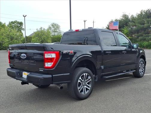 Agate Black Metallic 2023 Ford F-150 XL