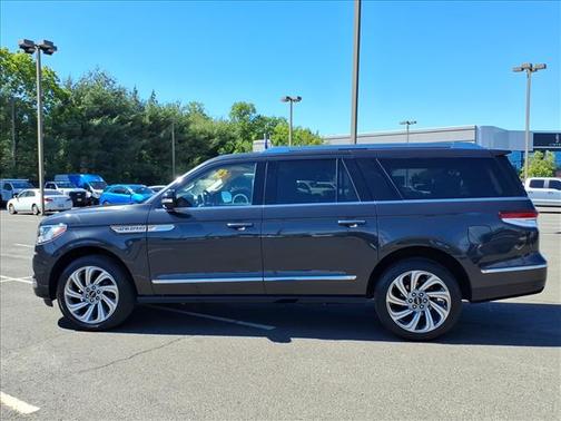 Starlight 2024 Lincoln Navigator L Reserve