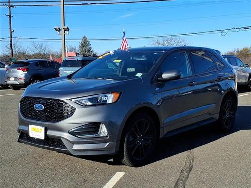 2023 Ford Edge ST Line