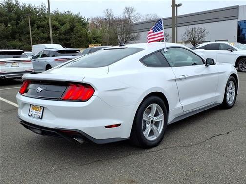2021 Ford Mustang EcoBoost