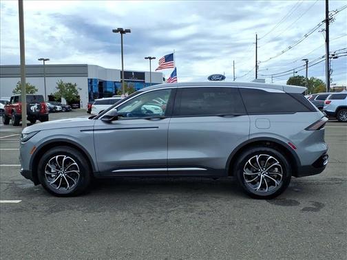 2025 Lincoln Nautilus Premiere