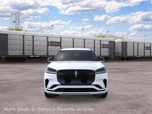 Pristine White 2026 Lincoln Aviator Premiere
