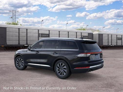 Infinite Black Metallic 2026 Lincoln Aviator Premiere