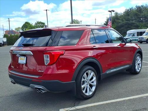 Rapid Red Metallic Tinted Clearcoat 2022 Ford Explorer Platinum