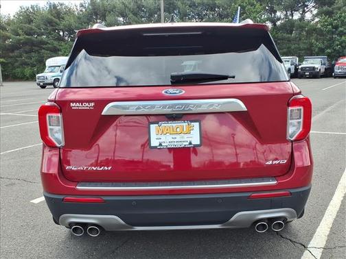 Rapid Red Metallic Tinted Clearcoat 2022 Ford Explorer Platinum