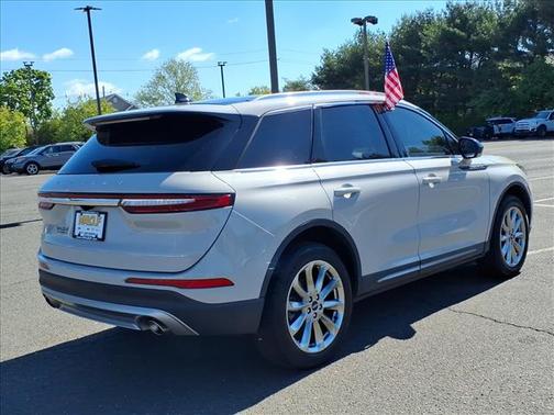 Ceramic Pearl Metallic 2022 Lincoln Corsair Standard