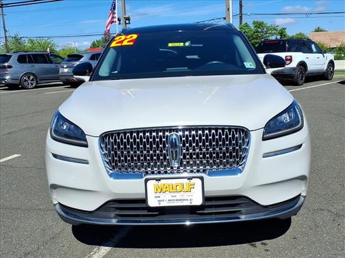 Ceramic Pearl Metallic 2022 Lincoln Corsair Standard