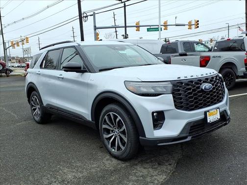 White 2026 Ford Explorer ST-Line