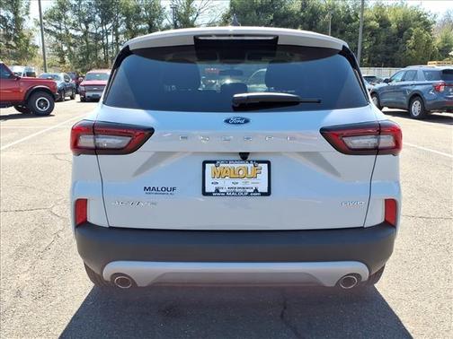 Space Silver 2025 Ford Escape Active