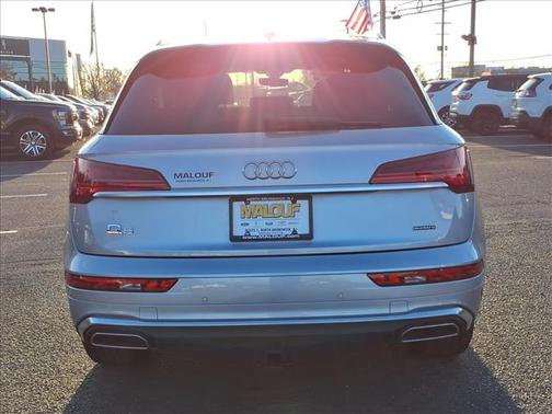 2023 Audi Q5 45 S line quattro Premium