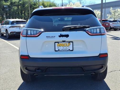 Bright White Clearcoat 2022 Jeep Cherokee X