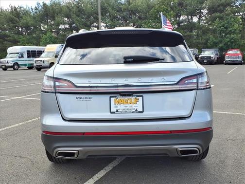 Radiance Metallic 2023 Lincoln Nautilus Reserve