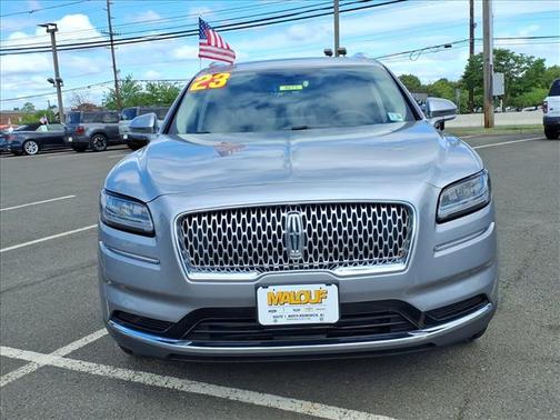 Radiance Metallic 2023 Lincoln Nautilus Reserve
