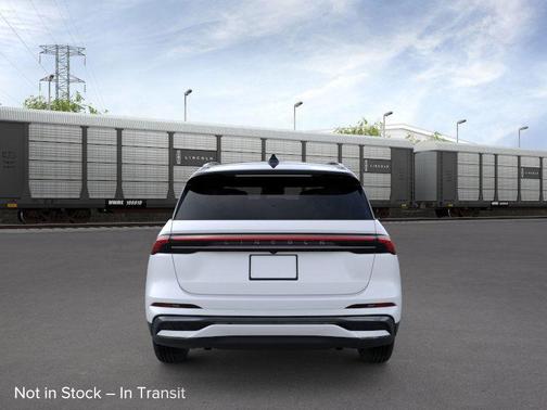 White Platinum Tri-Coat Metallic 2026 Lincoln Nautilus Reserve