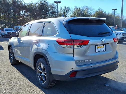 2018 Toyota Highlander LE