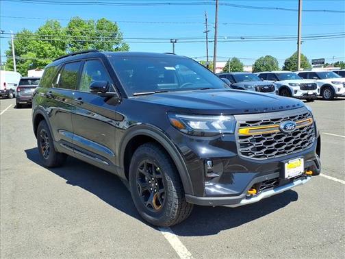 Agate Black 2026 Ford Explorer Tremor