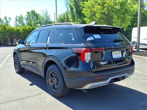 Agate Black 2026 Ford Explorer Tremor