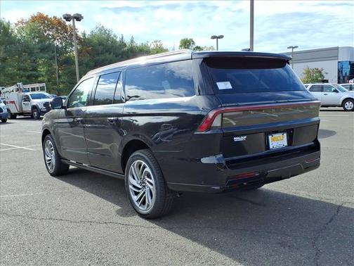 2025 Lincoln Navigator L Reserve