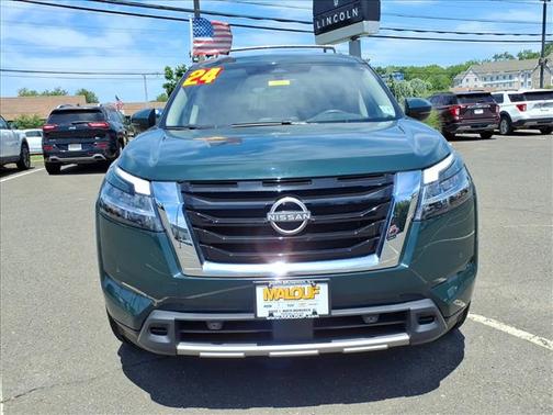 Obsidian Green 2024 Nissan Pathfinder SL