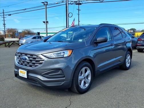 2022 Ford Edge SE