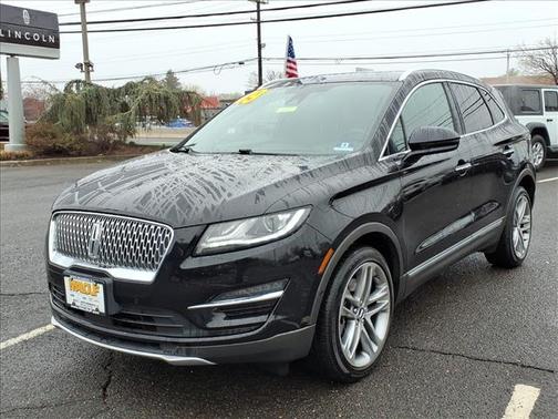 Infinite Black Metallic 2019 Lincoln MKC Reserve