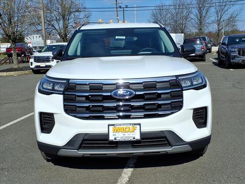 Star White 2026 Ford Explorer Active