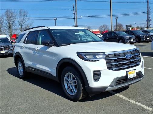 Star White 2026 Ford Explorer Active