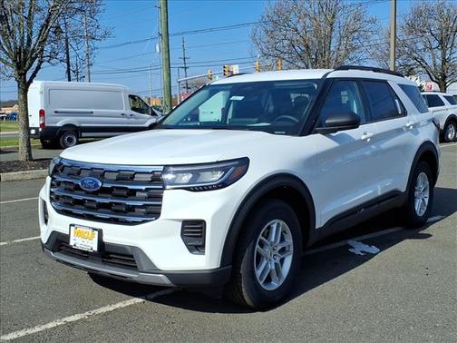 Star White 2026 Ford Explorer Active