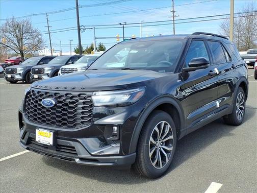 Agate Black 2026 Ford Explorer ST-Line