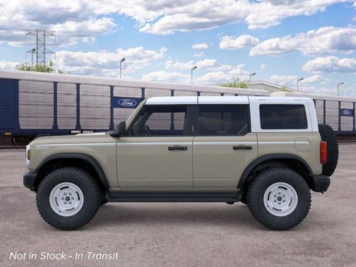Desert Sand 2026 Ford Bronco Heritage Edition