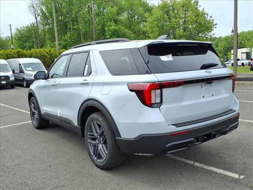 White 2026 Ford Explorer ST-Line